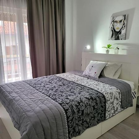 Great Apartment In Veria Екстериор снимка